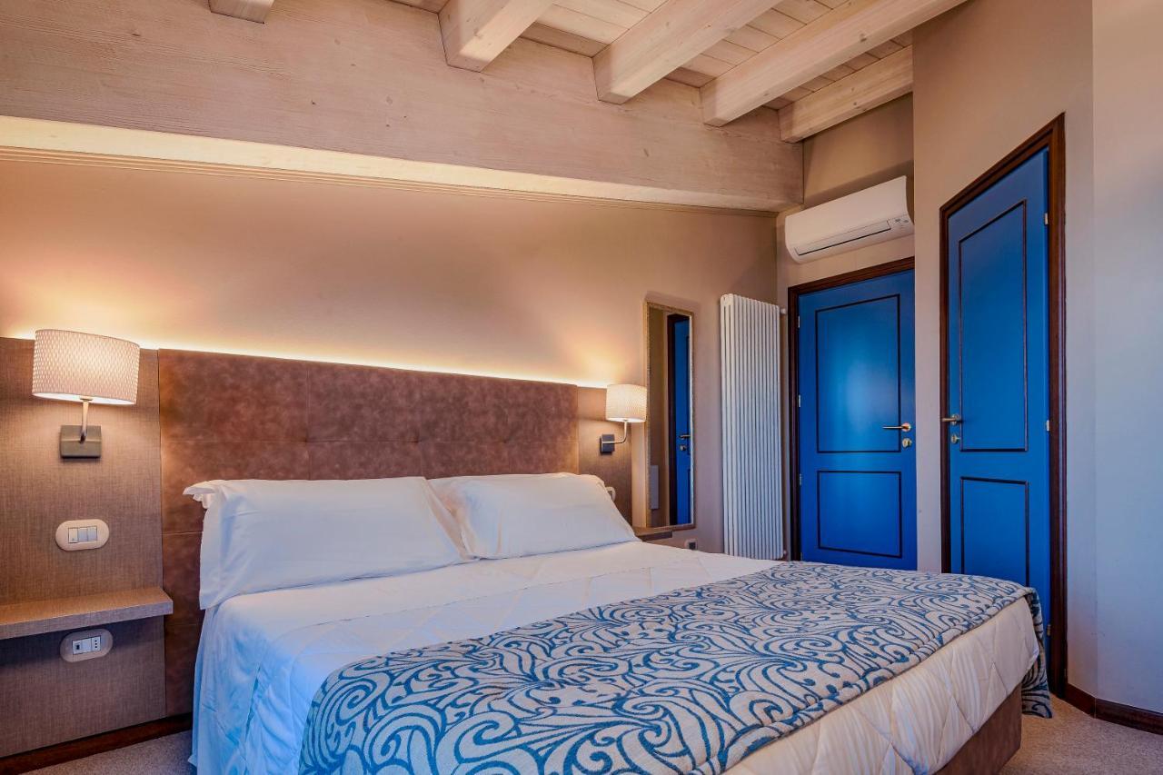 La Grotta Hotel San Marino Exterior photo